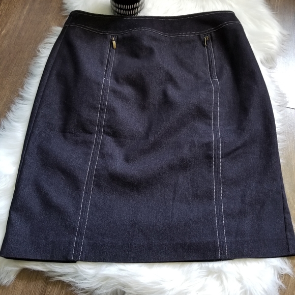💐LIKE NEW BANDOLINO CHARCOAL BLACK STRETCH SKIRT - Picture 2 of 6